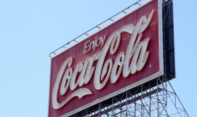 Coca Cola HBC: Αύξηση λειτουργικών κερδών 23% το α’ εξάμηνο