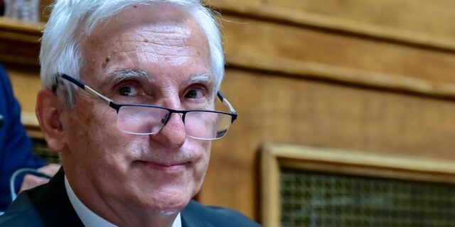 Ελλάς Ελλήνων Παρακολουθουμένων…