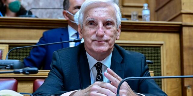 ΕΥΠ: Ομολογία Δεμίρη για παρακολουθήσεις – Είπε “κανείς δεν εξαιρείται” και δεν έδωσε διευκρινίσεις