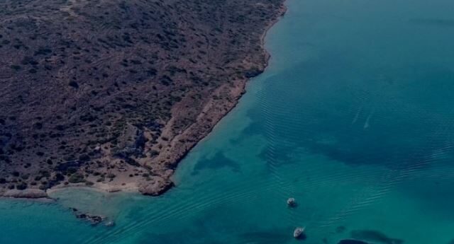 Island Hopping στα ομορφότερα νησιά των Κυκλάδων