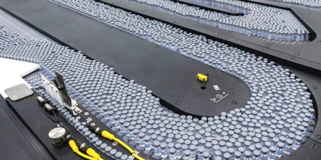 Κορονοϊός: “Πράσινο φως” του FDA στα εμβόλια των Pfizer και Moderna κατά της “Όμικρον”