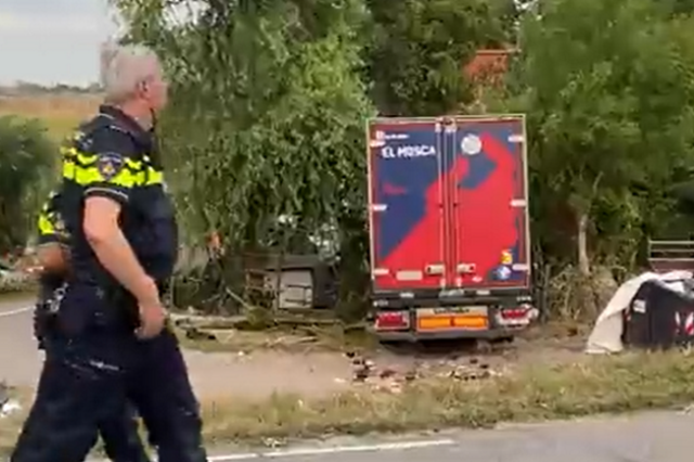 Ολλανδία: Φορτηγό έπεσε σε πλήθος σε υπαίθριο πάρτι – Δύο νεκροί