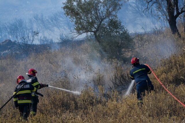 Νέα φωτιά στην Σαμοθράκη – Σε εξέλιξη στο Δομοκό, καλύτερη η εικόνα στην Αχαΐα