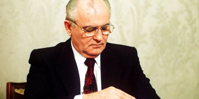 Μιχαήλ Γκορμπατσόφ: Πέθανε ο τελευταίος ηγέτης της Σοβιετικής Ένωσης