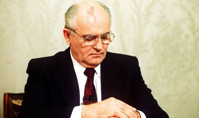 Μιχαήλ Γκορμπατσόφ: Πέθανε ο τελευταίος ηγέτης της Σοβιετικής Ένωσης