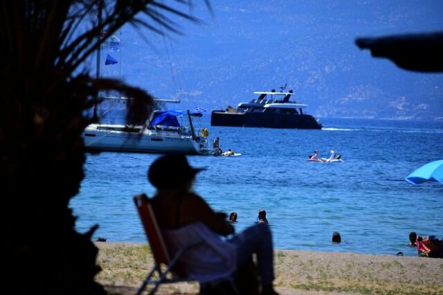 Καιρός: Παραμένει σε υψηλά επίπεδα η θερμοκρασία την Παρασκευή