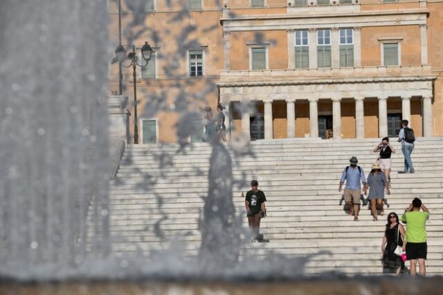 Καιρός: Σταδιακή πτώση της θερμοκρασίας από την Κυριακή