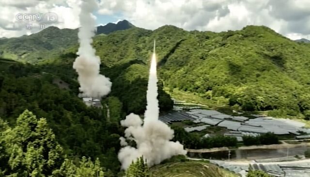 “Κίνα όπως Βόρεια Κορέα” – Πύραυλοι αντί διπλωματίας