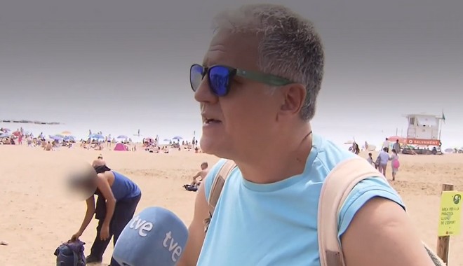 Κλοπή τσάντας σε παραλία σε live μετάδοση – Η κάμερα “έπιασε” τον δράστη