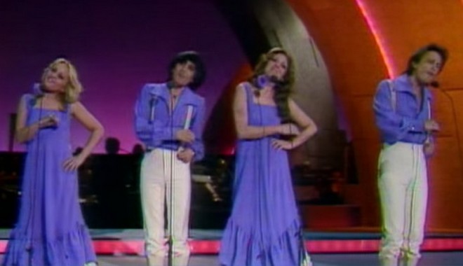 Ρόμπερτ Ουίλιαμς: Μάθημα σολφέζ στη μουσική σκηνή της Eurovision το 1977