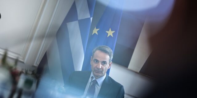 Δήλωση Μητσοτάκη: Το κρίσιμο “γιατί” και το νέο ολίσθημα