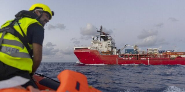 Σχεδόν 270 μετανάστες διασώθηκαν από το Ocean Viking στη Μεσόγειο