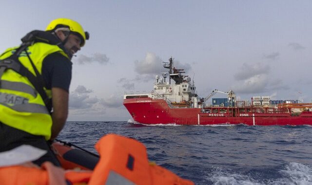 Σχεδόν 270 μετανάστες διασώθηκαν από το Ocean Viking στη Μεσόγειο