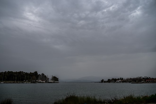 Καιρός Θεσσαλονίκη: Παροδικές νεφώσεις με τοπικές βροχές την Κυριακή