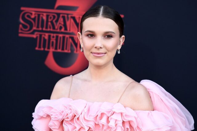 Millie Bobby Brown: Η συνέχεια του “Stranger Things” θα βρει την Eleven φοιτήτρια