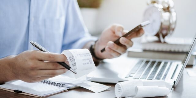 Φορολογικές δηλώσεις: Λήγει σήμερα η προθεσμία υποβολής – Υπολείπονται 150.000 φορολογούμενοι