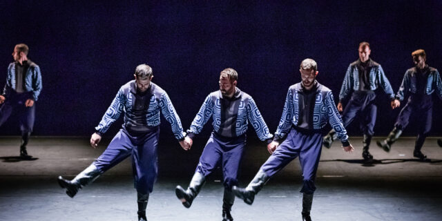 The Thread: Μια παράσταση “αντίο” στον μεγάλο Έλληνα συνθέτη, Βαγγέλη Παπαθανασίου