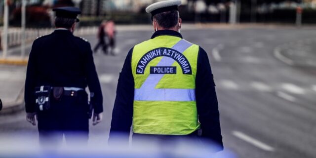 Χανιά: Αστυνομικοί καταγγέλλουν βουλευτή ότι τους απείλησε με μεταθέσεις όταν του αφαίρεσαν τις πινακίδες