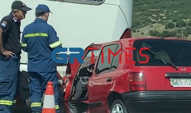 Τραγωδία στην Εγνατία Οδό: Νεκρή 66χρονη έπειτα από πρόσκρουση σε λεωφορείο