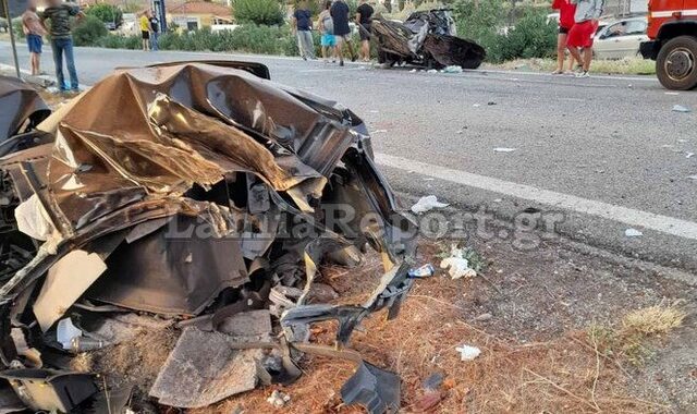 Τραγωδία στο Γαλαξίδι: Νεκροί 24χρονος και 21χρονη σε τροχαίο