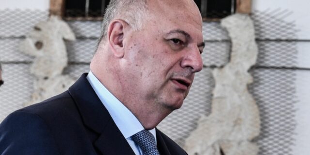 Τσιάρας για υποκλοπές: Να βγει η αλήθεια στο φως, αλλά σε βάθος χρόνου