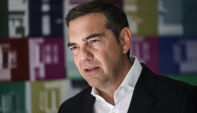 Τσίπρας: Ο Μητσοτάκης να κλείσει την βάνα του οχετού