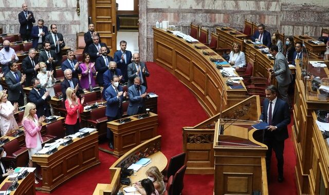 Ο βολικός μύθος περί πολιτικής αστάθειας