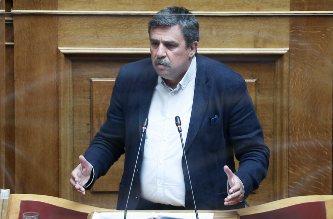 Ξανθός: “Είχαμε την πιο αδιαφανή, αυταρχική και καταστροφική διαχείριση της πανδημίας στην Ευρώπη”