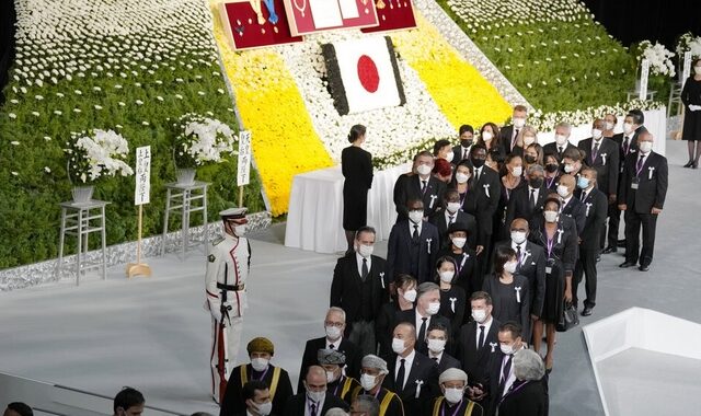 Κηδεία Σίνζο Άμπε: Η Ιαπωνία είπε το τελευταίο αντίο εν μέσω κοινωνικής οργής και διαδηλώσεων