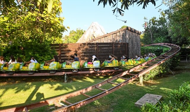 Allou Fun Park στο NΕWS 24/7: “Δεν υπήρξε εκτροχιασμός βαγονιού, η στάθμη του νερού ήταν επαρκής”