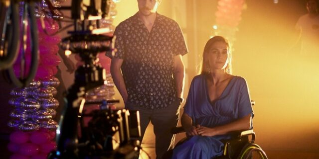 “Στα 4”: Η πρωτοποριακή κωμική σειρά του ΑΝΤ1+ με πρωταγωνίστρια τη Γεωργία Καλτσή