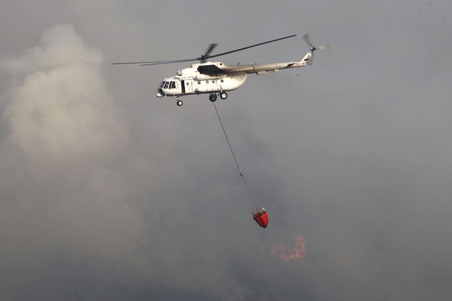 Μαρμαρίδα: Συνετρίβη ελικόπτερο που επιχειρούσε σε κατάσβεση φωτιάς – 2 νεκροί