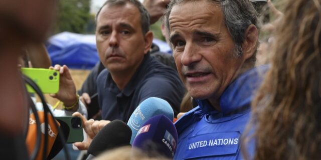 Ζαπορίζια: “Είδε όσα χρειαζόταν να δει” ο επικεφαλής του ΔΟΑΕ και αποχώρησε – Παραμένουν στις εγκαταστάσεις επιθεωρητές