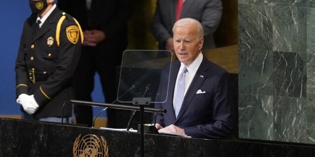 ΗΠΑ: 6 πολιτείες μπλοκάρουν τη ρύθμιση Μπάιντεν για διαγραφή χρεών από τα φοιτητικά φάνεια