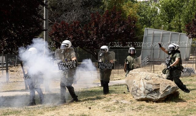 Θεσσαλονίκη: Επεισόδια, χημικά και δύο συλλήψεις στο ΑΠΘ – Τραυματίστηκε φοιτητής
