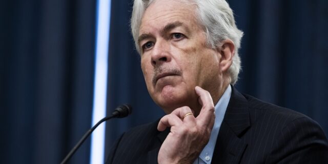 Αρχηγός CIA: “Η ρωσική εισβολή στην Ουκρανία μοιάζει με μια αποτυχία”