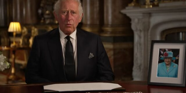 Βασιλιάς Κάρολος: Το διάγγελμα από τον διάδοχο της Ελισάβετ –  LIVE ΕΙΚΟΝΑ