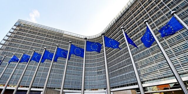 ΕΕ: Δεν θα αναγνωρίσουμε ποτέ τις παράνομες προσαρτήσεις από τη Ρωσία