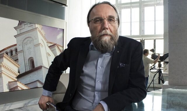 Αλεξάντερ Ντούγκιν: Ο “φιλόσοφος” του Πούτιν λέει πως είμαστε στα πρόθυρα ενός Τρίτου Παγκοσμίου Πολέμου