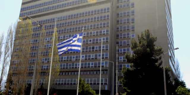 Υποκλοπές: Aυτόνομο “παρακράτος” μέσα στην ΕΥΠ, βλέπει τώρα η κυβέρνηση