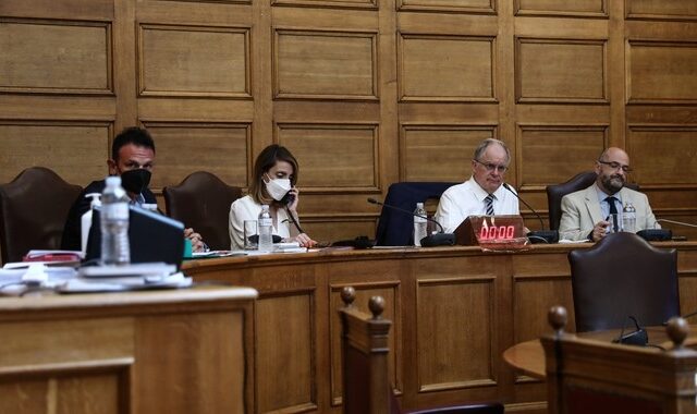 Εξεταστική Επιτροπή: Με Δραβίλλα και Ρουμπάτη ξεκινούν οι καταθέσεις για τις υποκλοπές