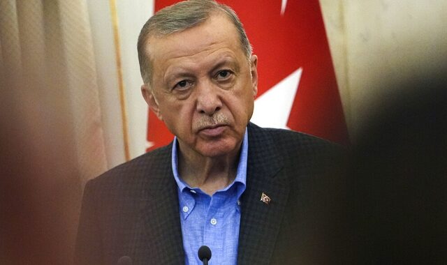 Νέο εθνικιστικό παραλήρημα Ερντογάν: “Έλληνες, μην ξεχνάτε την Σμύρνη”