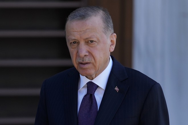 Τουρκία: “Η Ελλάδα απειλεί την ειρήνη” σύμφωνα με τον Ερντογάν – “Καρφιά” σε ΗΠΑ