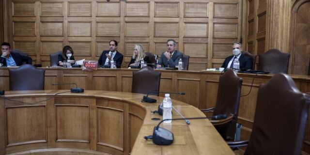 Εξεταστική: Επιμένει για το απόρρητο η κυβερνητική πλειοψηφία