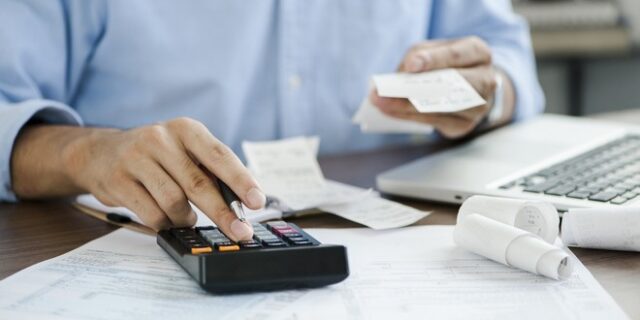ΑΑΔΕ:  Έρχονται εκκαθαριστικά “κατ’ εκτίμησιν” σε 20.000 “ξεχασιάρηδες” φορολογουμένους