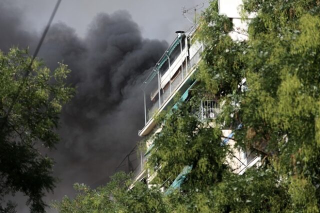 Αχαρνών: Έκρηξη και φωτιά σε κατάστημα με φιάλες προπανίου – Ένας τραυματίας και εγκλωβισμένοι ένοικοι