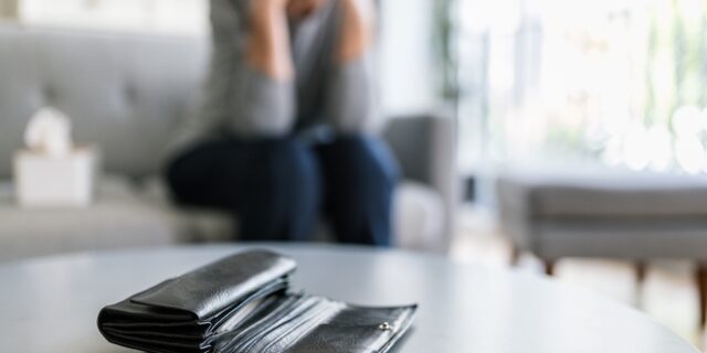 Eurostat: Ένας στους πέντε Ευρωπαίους αντιμέτωπος με τον κίνδυνο φτώχειας – Στην τρίτη θέση η Ελλάδα