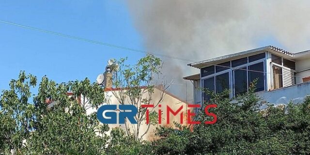 Θεσσαλονίκη: Συναγερμός για φωτιά στο κέντρο της πόλης