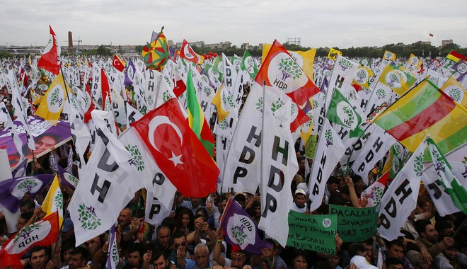 Τουρκία: Συνελήφθη βουλευτής του HDP για σχέσεις με το PKK
