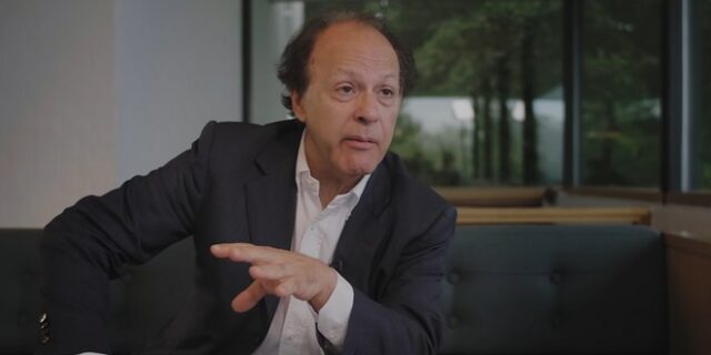 Ισπανία: Πέθανε ο συγγραφέας Χαβιέρ Μαρίας